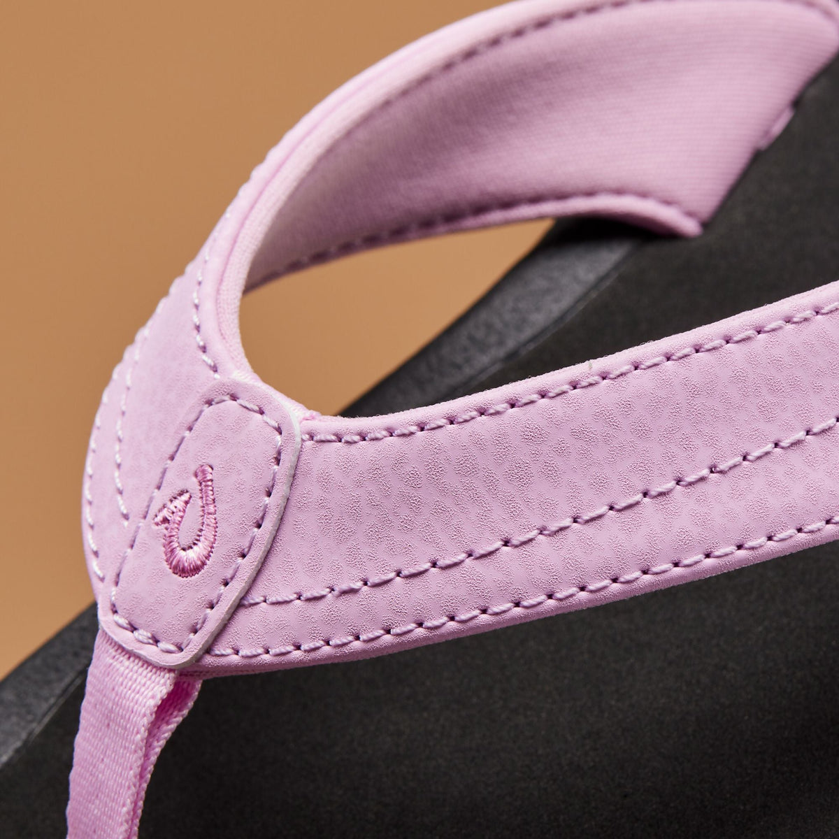 Paradise Pink / Lava Rock